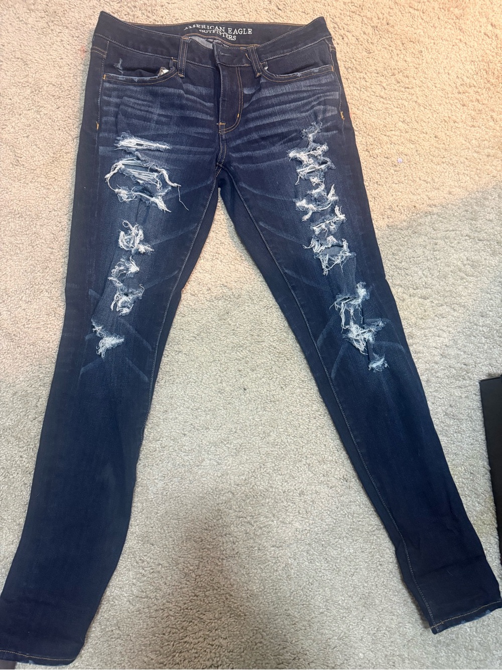 American Eagle Outfitters Women's Dark Blue Distressed Skinny Jeans